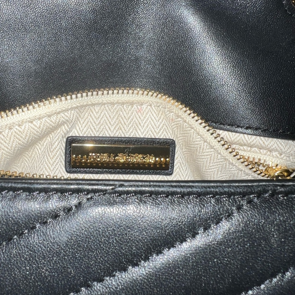 Tory Burch Kira Chevron Convertible Shoulder Bag - Picture 6 of 16
